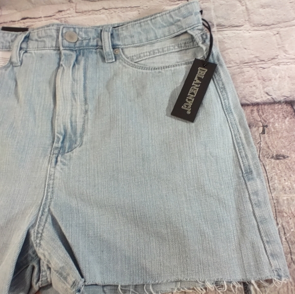 Blank NYC Reeve Cut Out Exposed High Waist Raw Hem Denim Shorts 30 - Picture 3 of 13
